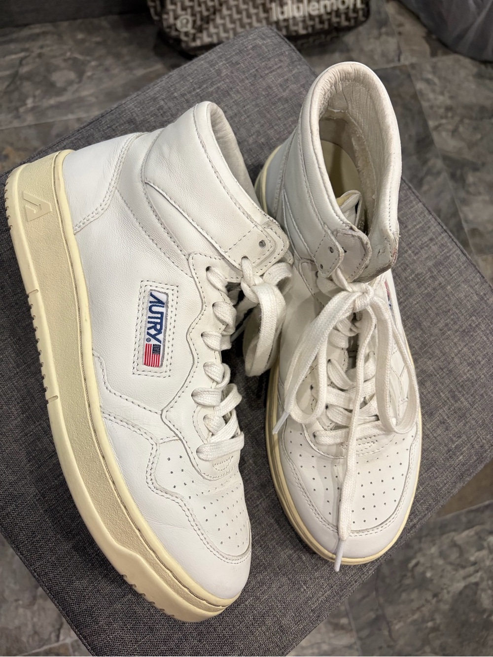 Autry Medalist Mid White sneakers size 40
